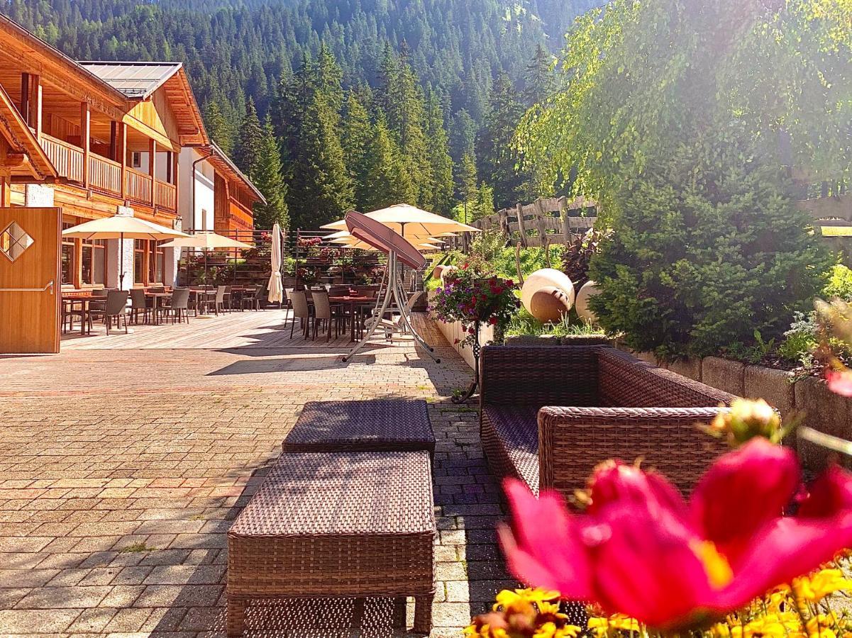Alpin Natur Hotel Brueckele Braies  Kültér fotó