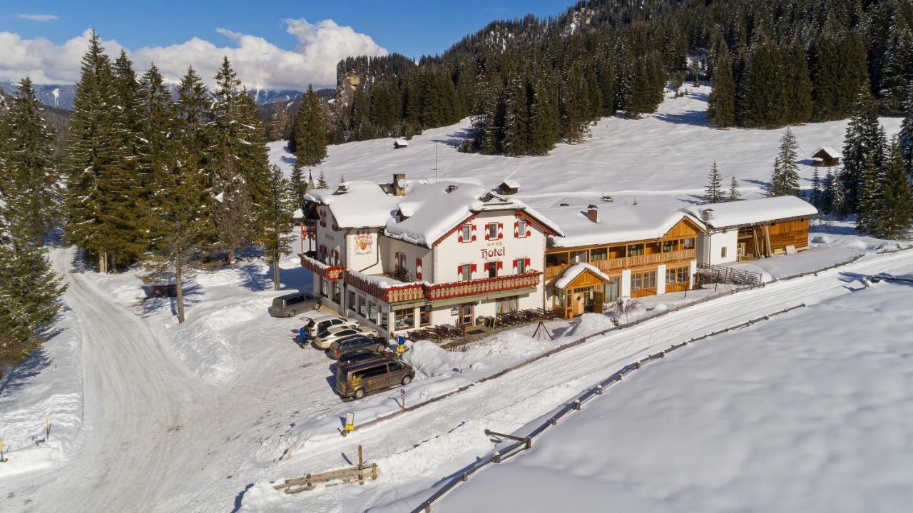 Alpin Natur Hotel Brueckele Braies  Kültér fotó